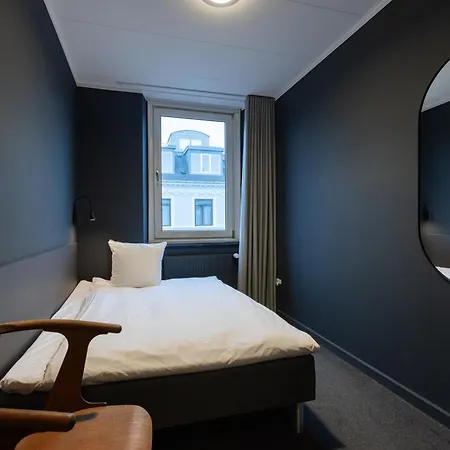 Maritime Hotel