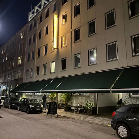Maritime Hotel