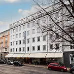 Maritime Szálloda